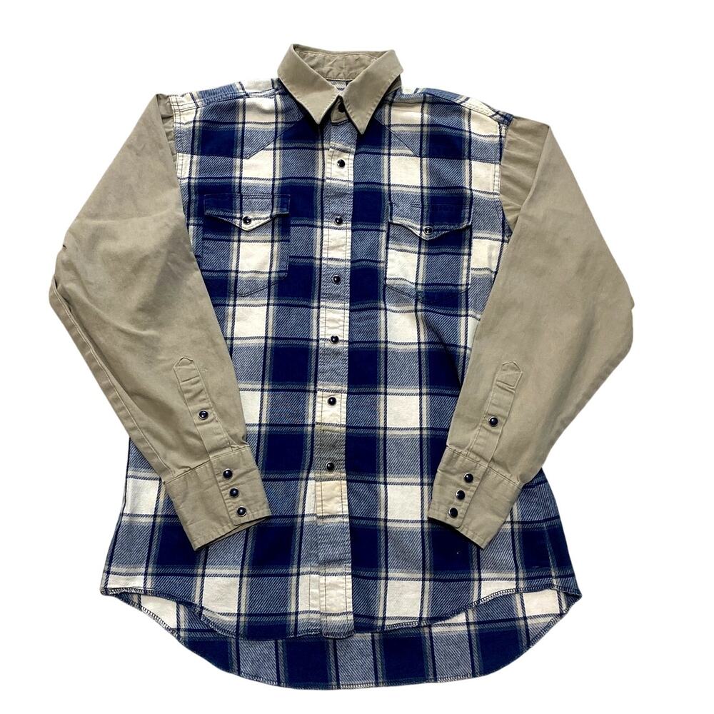 Vintage USA Made Wrangler Plaid Pearl Snap Western Shirt Medium X-Long Tails